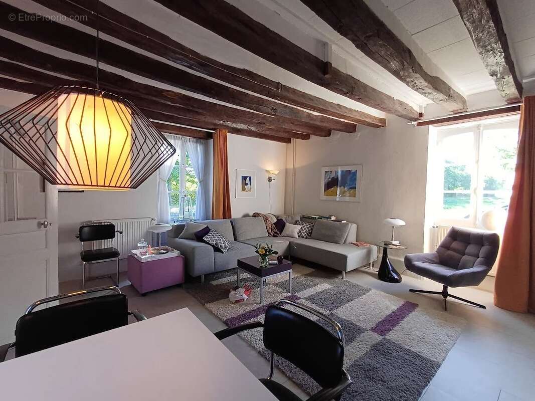 Maison à EPINEUIL-LE-FLEURIEL