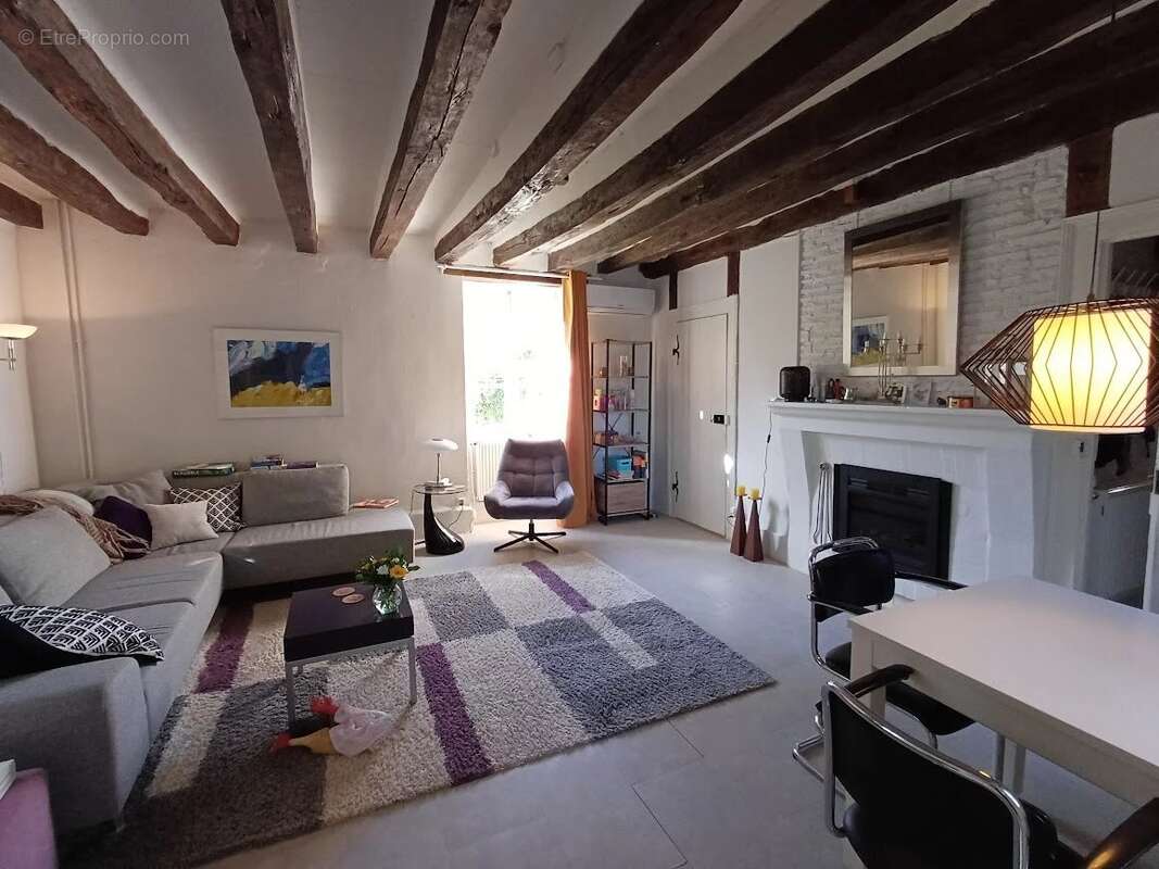 Maison à EPINEUIL-LE-FLEURIEL