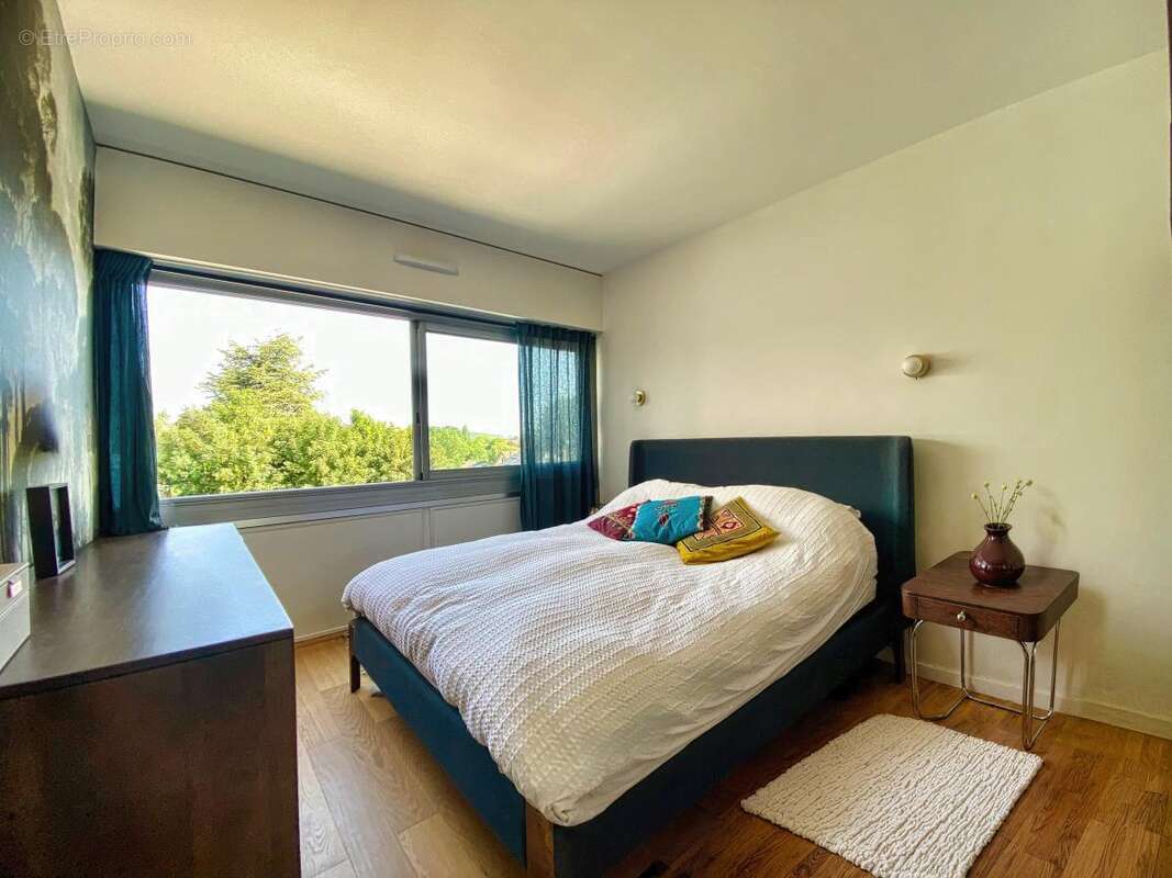 Appartement à LE PERREUX-SUR-MARNE