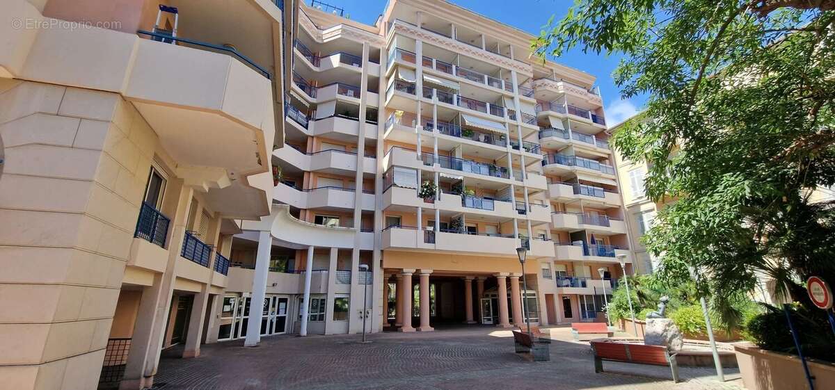 Appartement à MENTON