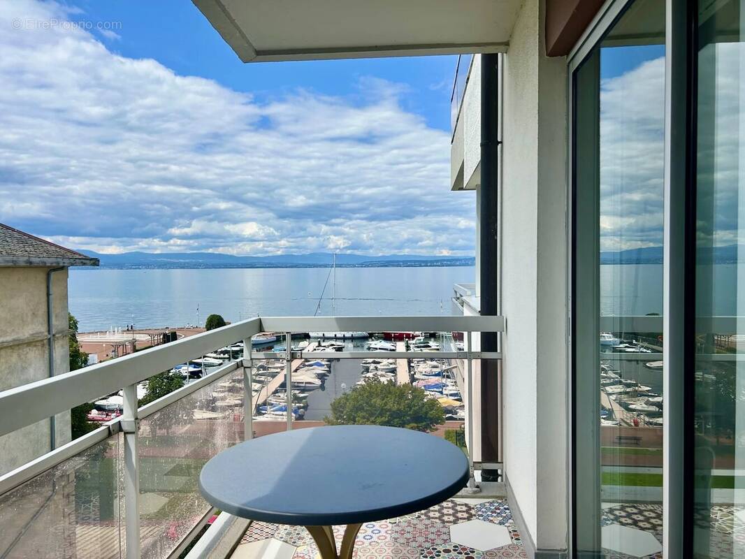 Appartement à EVIAN-LES-BAINS