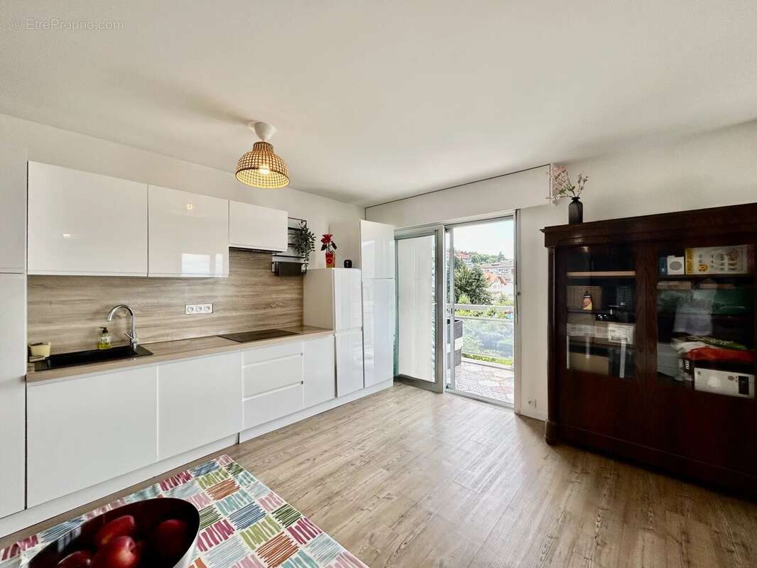 Appartement à EVIAN-LES-BAINS