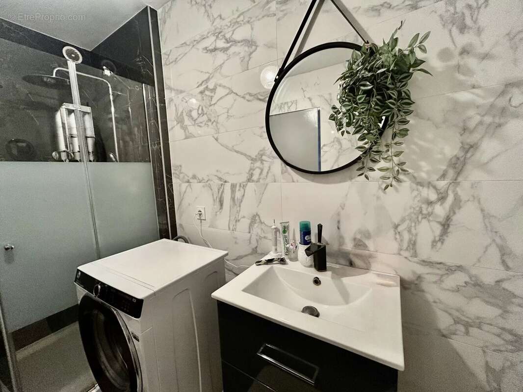 Appartement à EVIAN-LES-BAINS