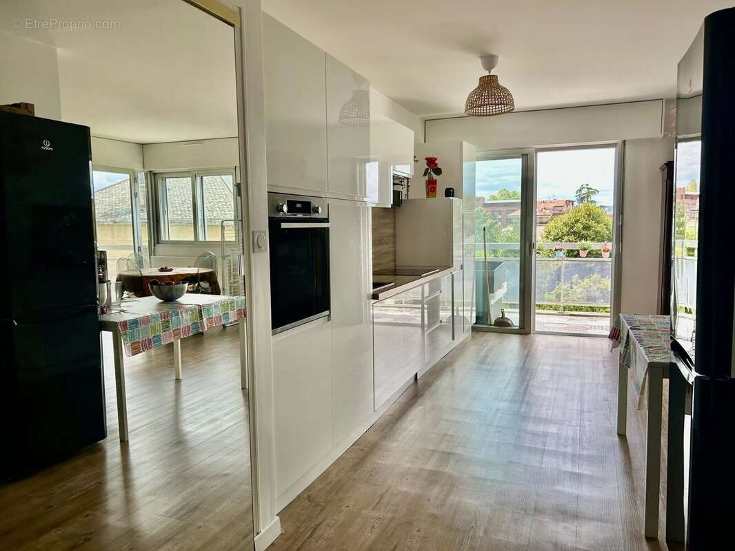 Appartement à EVIAN-LES-BAINS