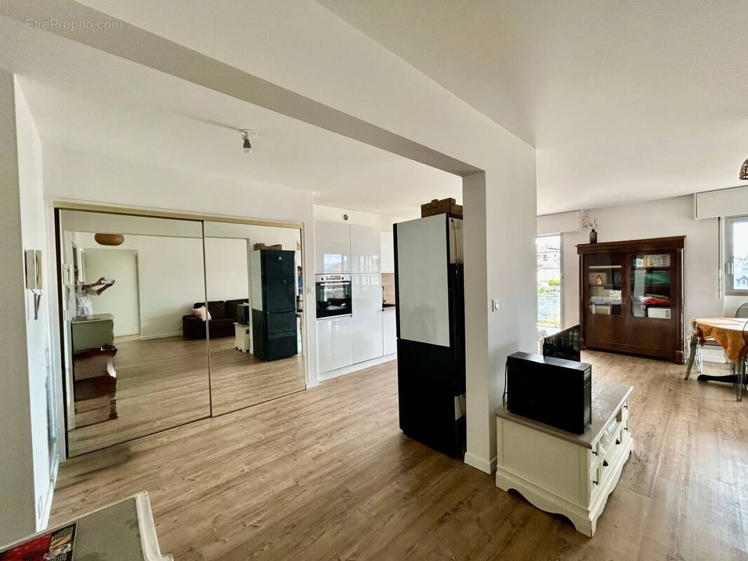 Appartement à EVIAN-LES-BAINS