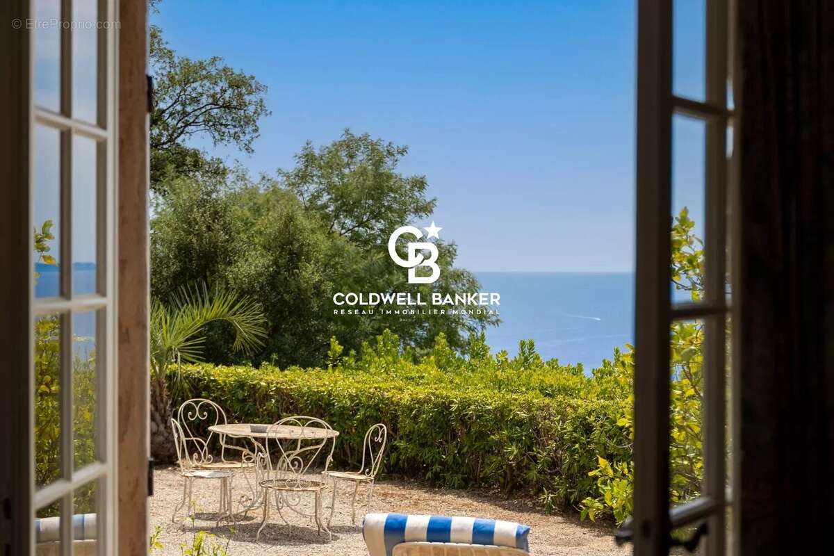 Maison à RAYOL-CANADEL-SUR-MER