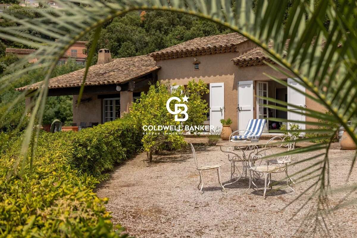 Maison à RAYOL-CANADEL-SUR-MER