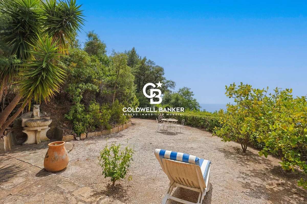 Maison à RAYOL-CANADEL-SUR-MER