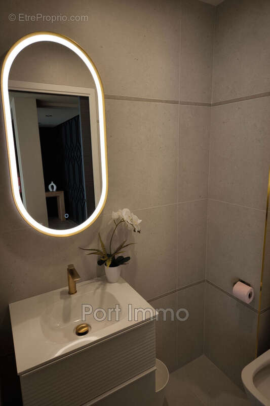 Commerce à CAGNES-SUR-MER