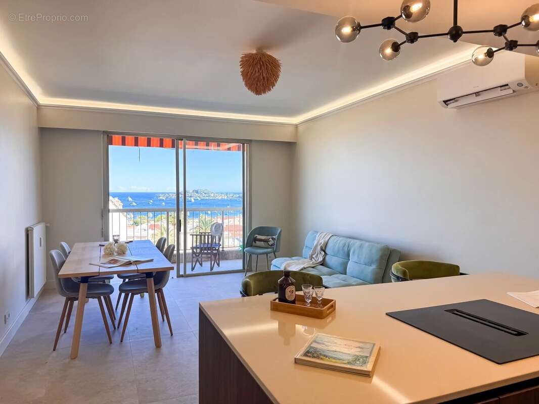 Appartement à BEAULIEU-SUR-MER