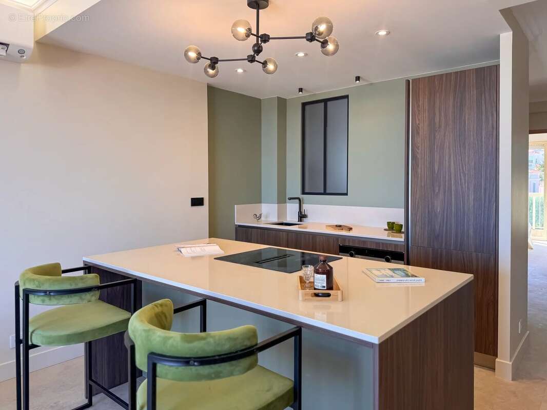 Appartement à BEAULIEU-SUR-MER