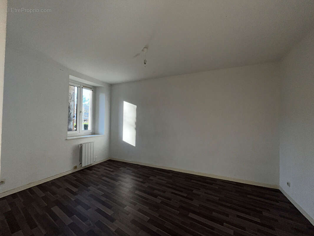 Maison à VELARS-SUR-OUCHE