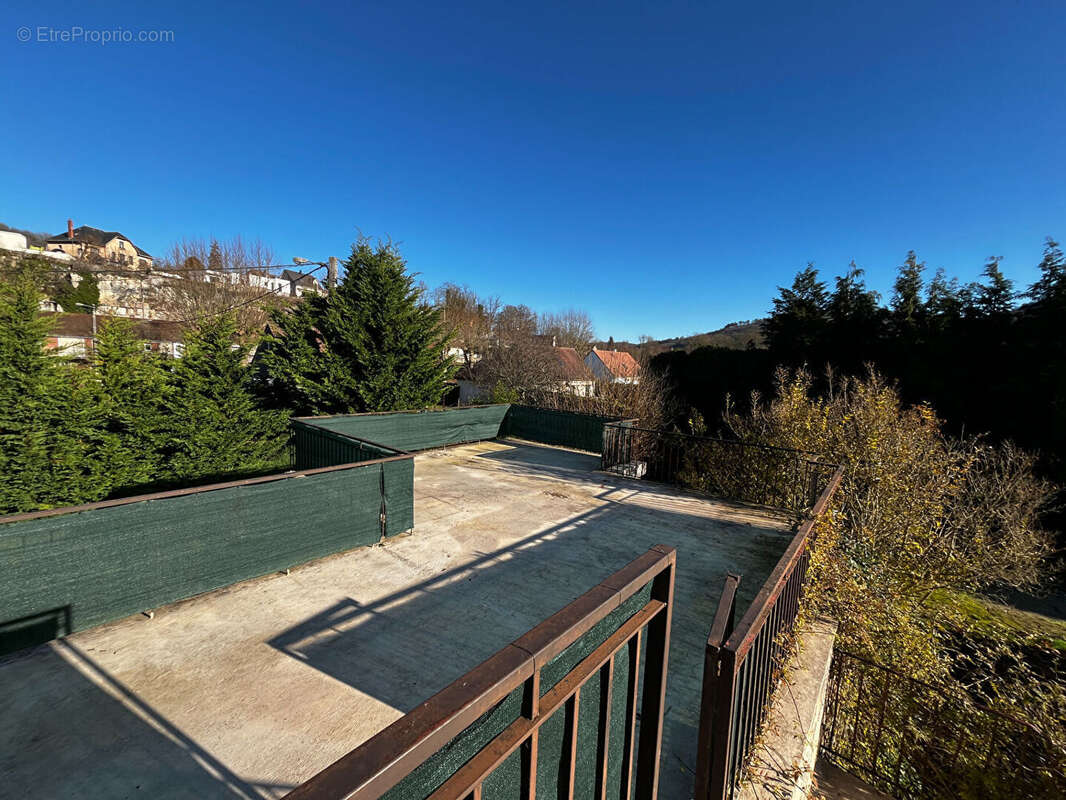 Maison à VELARS-SUR-OUCHE