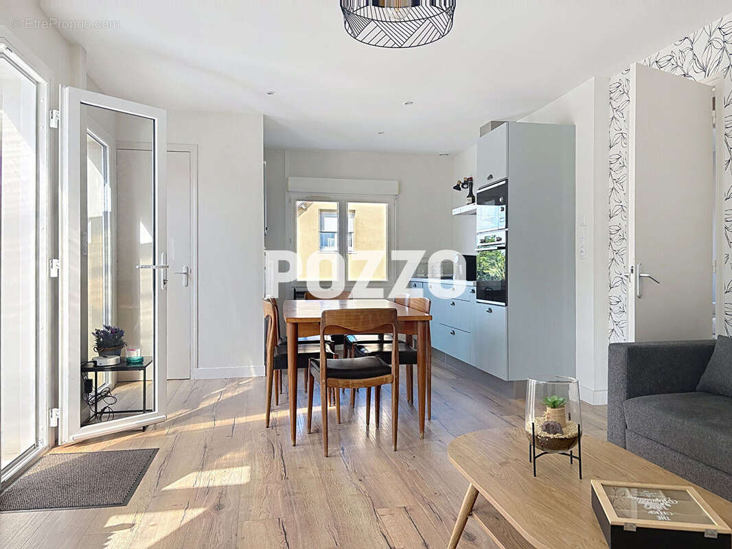 Maison à AGON-COUTAINVILLE