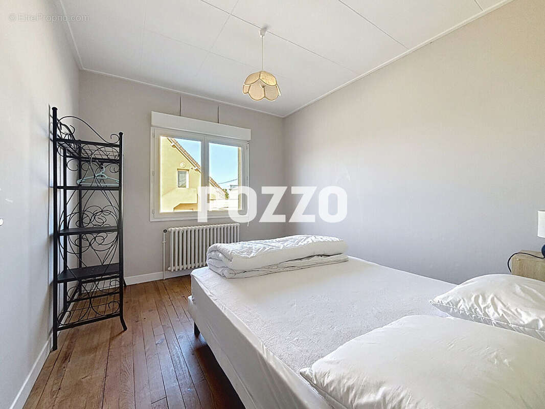 Maison à AGON-COUTAINVILLE