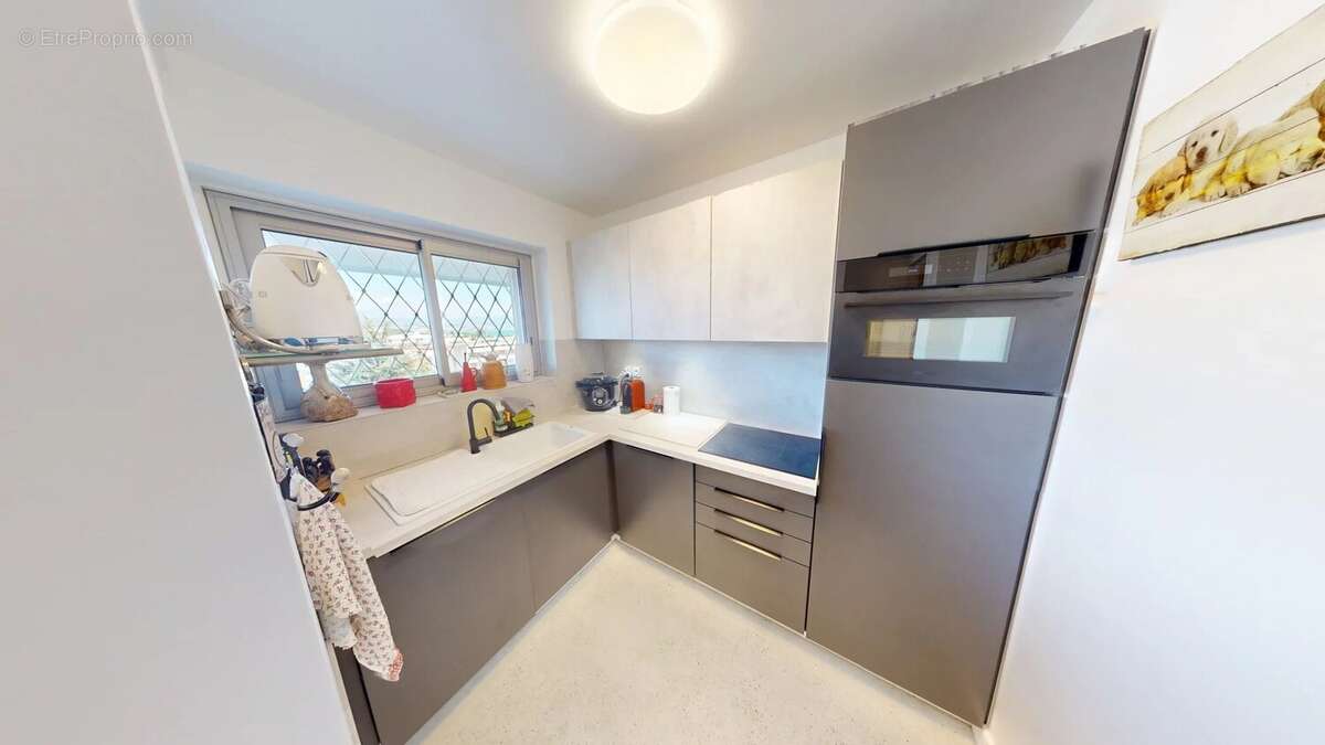 Appartement à VILLENEUVE-LOUBET