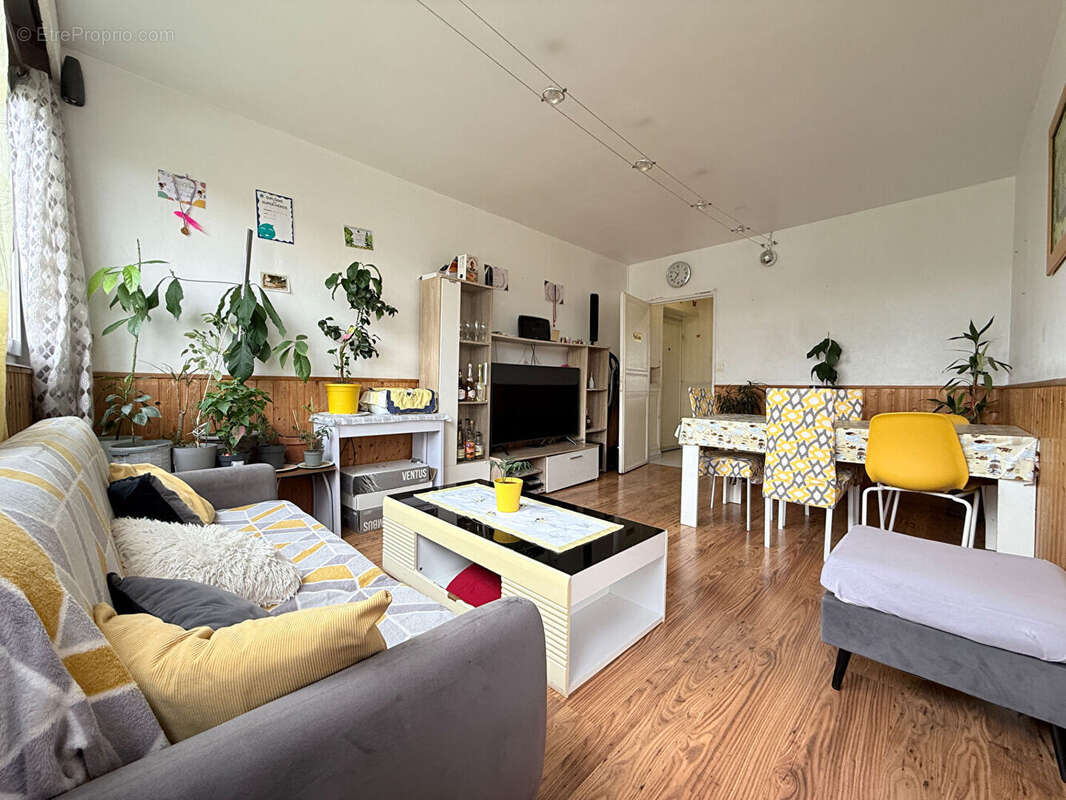 Appartement à RIS-ORANGIS