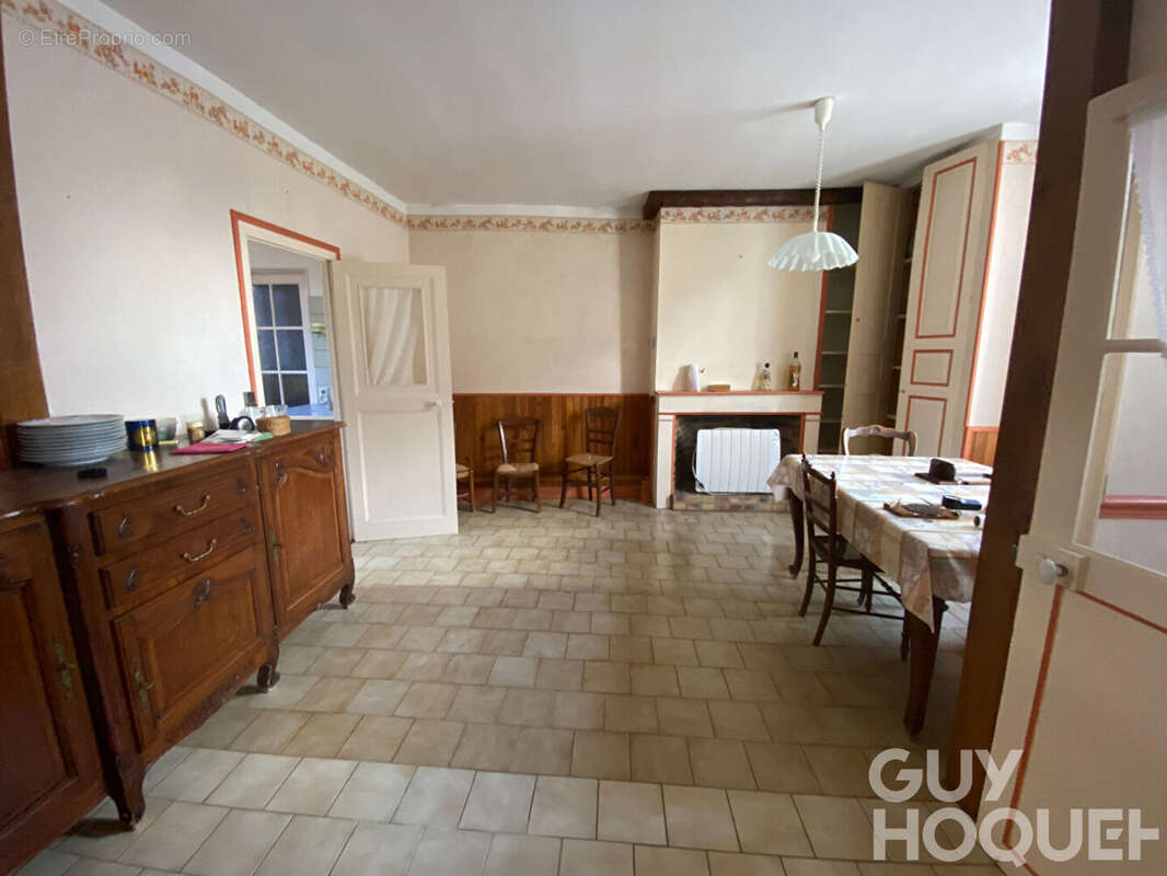 Maison à CLOYES-SUR-LE-LOIR