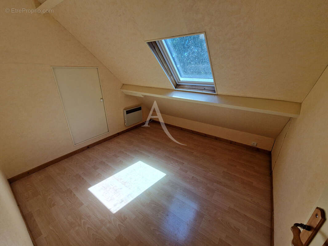 Maison à SAINTE-LUCE-SUR-LOIRE