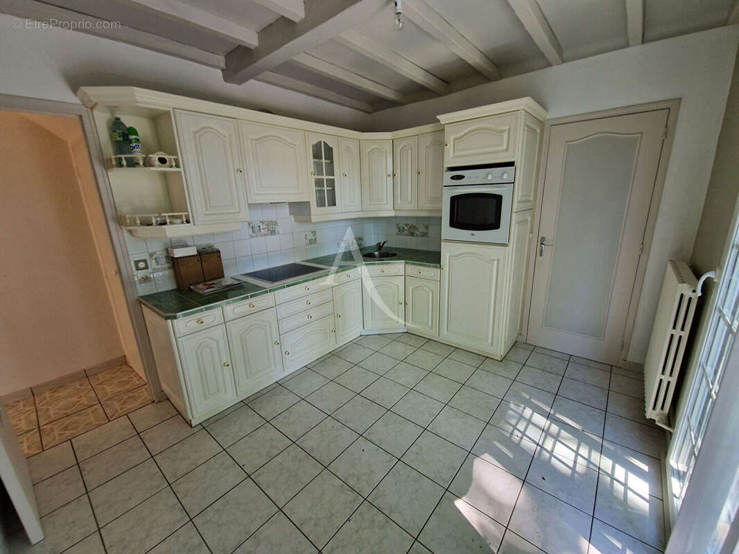 Maison à SAINTE-LUCE-SUR-LOIRE