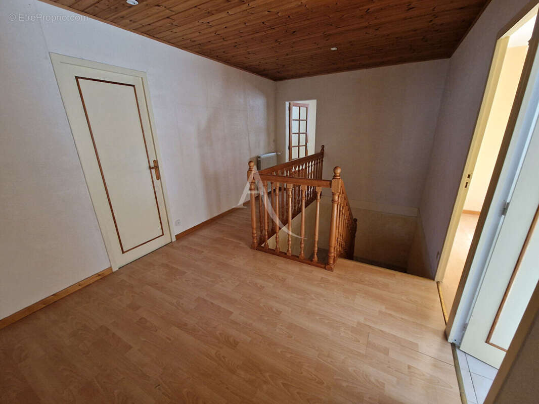 Maison à SAINTE-LUCE-SUR-LOIRE