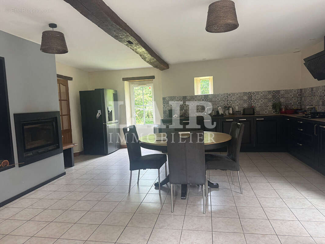 Maison à SAINT-DENIS-SUR-SARTHON