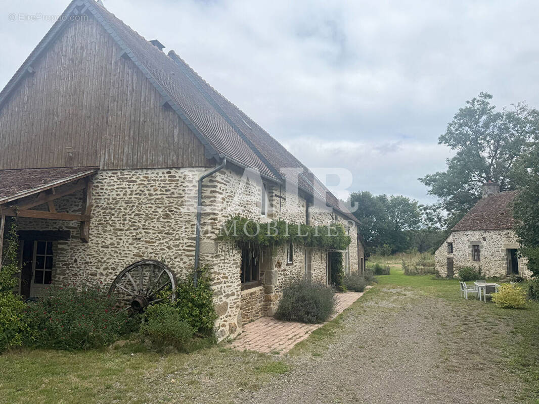 Maison à SAINT-DENIS-SUR-SARTHON