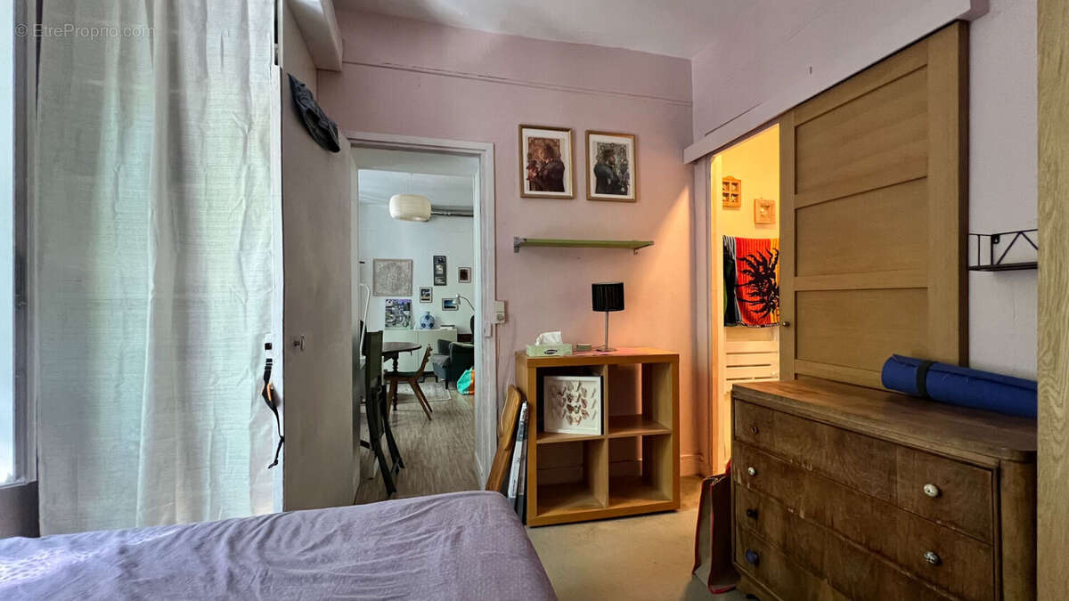 Appartement à PARIS-19E