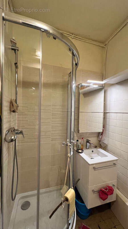 Appartement à PARIS-19E