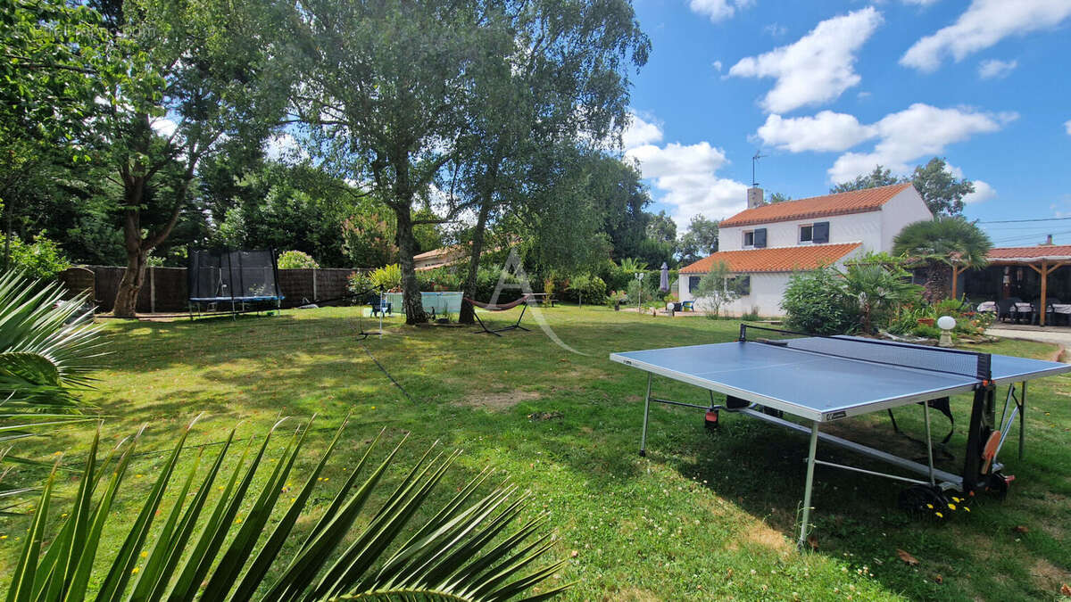 Maison à GROSBREUIL