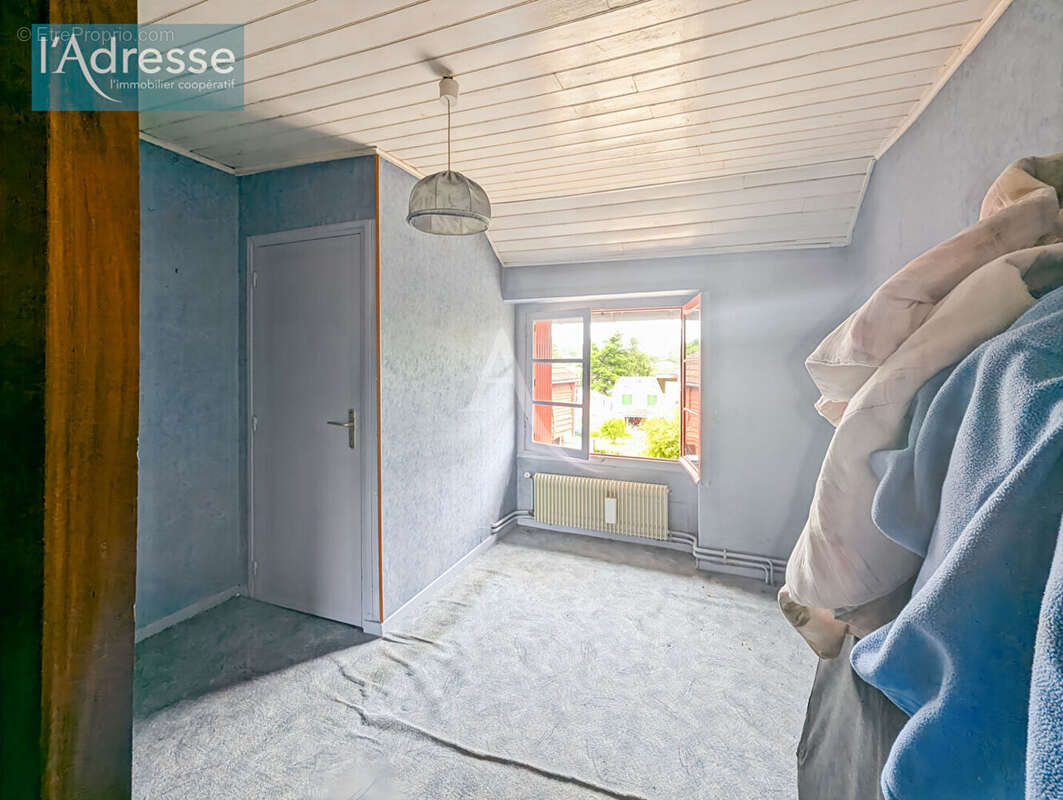 Maison à PUY-L&#039;EVEQUE