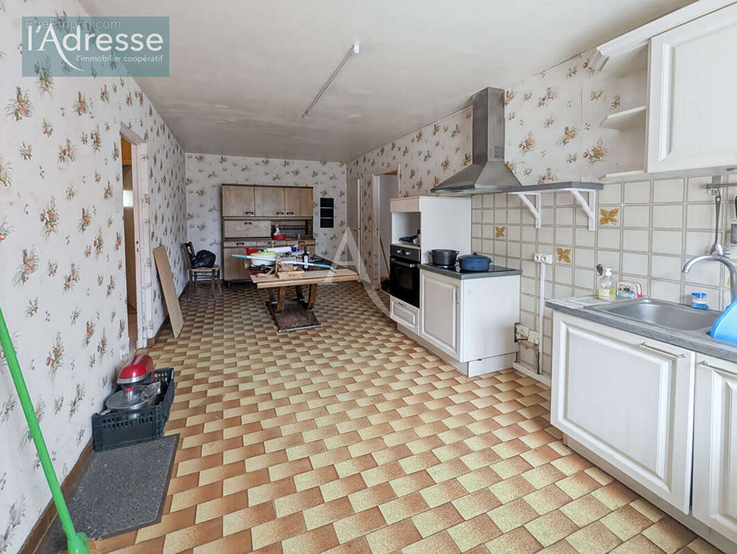 Maison à PUY-L&#039;EVEQUE