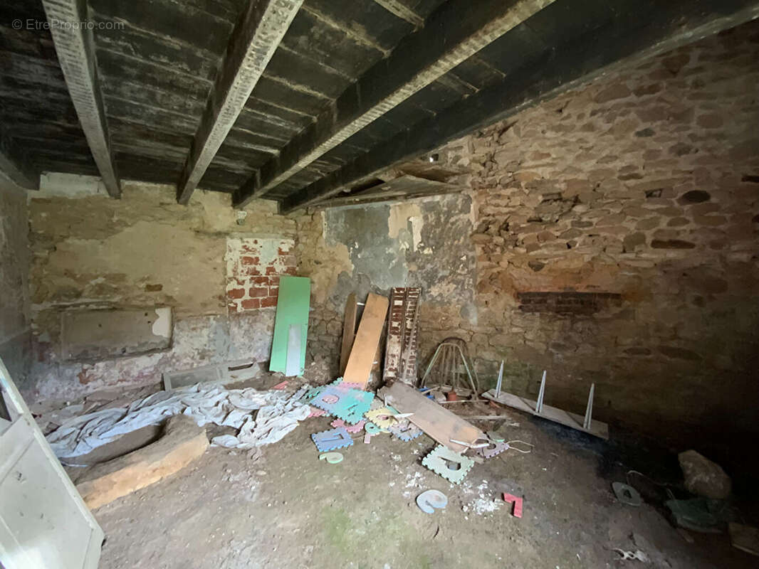 Maison à SAINT-FIRMIN