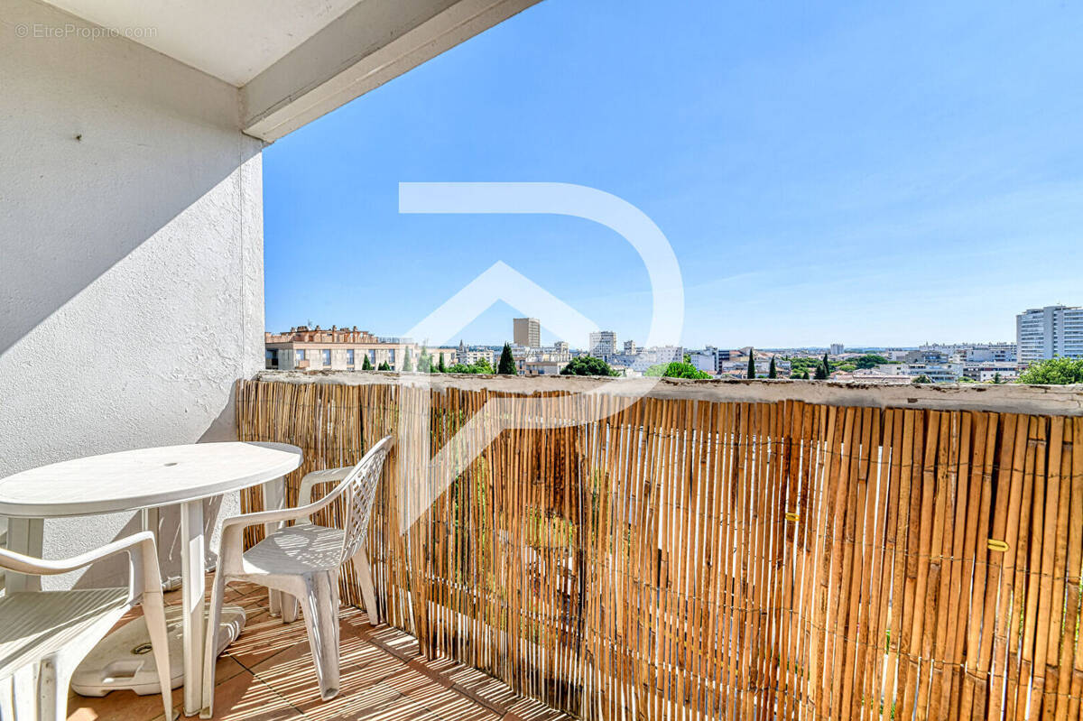 Appartement à NIMES