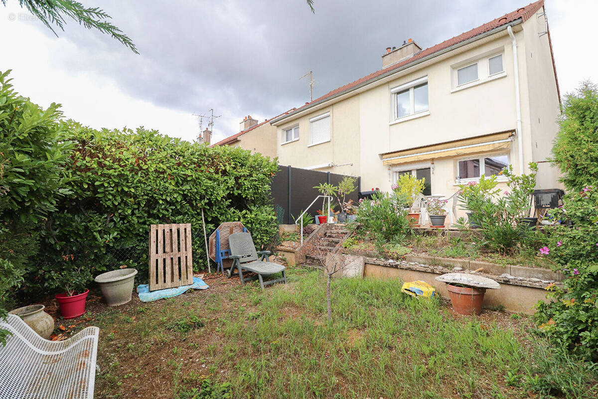 Maison à MARSANNAY-LA-COTE