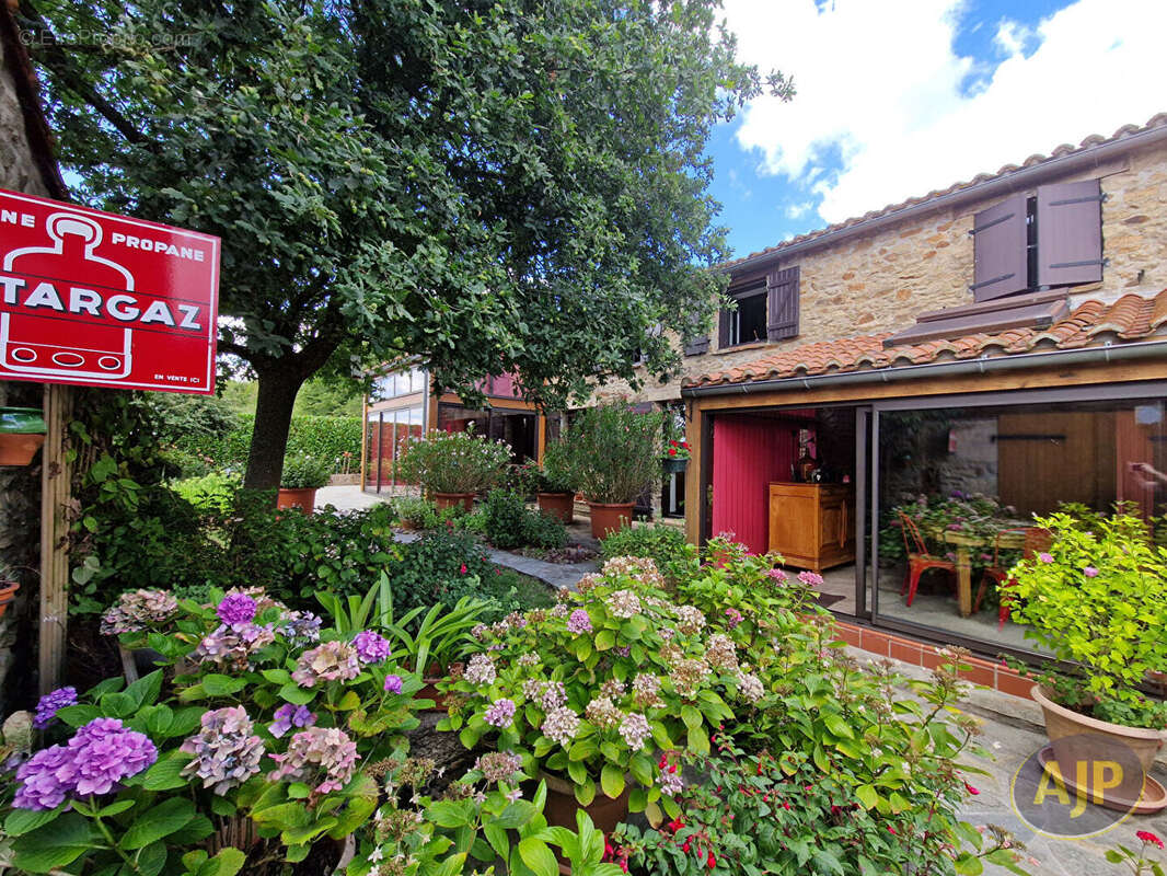 Maison à SAINT-HILAIRE-DE-CLISSON