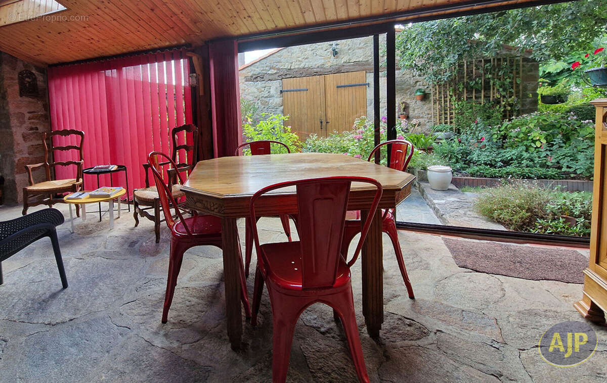 Maison à SAINT-HILAIRE-DE-CLISSON