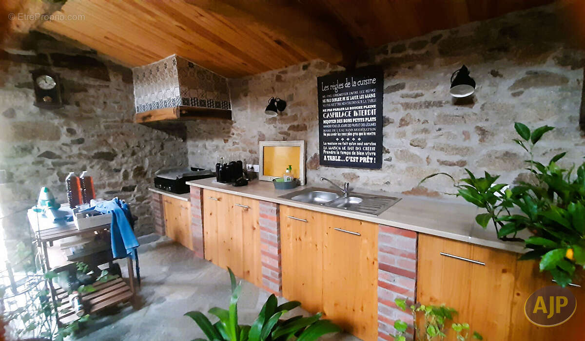 Maison à SAINT-HILAIRE-DE-CLISSON