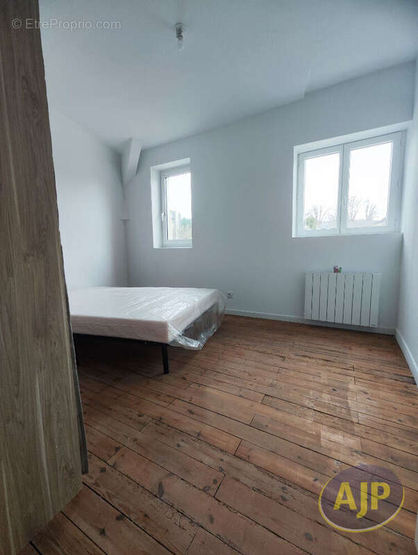 Appartement à SEGRE
