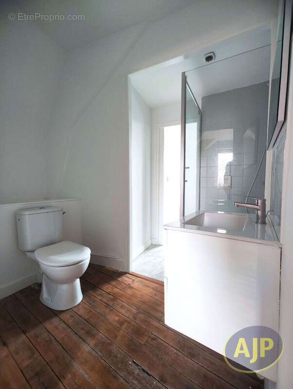 Appartement à SEGRE