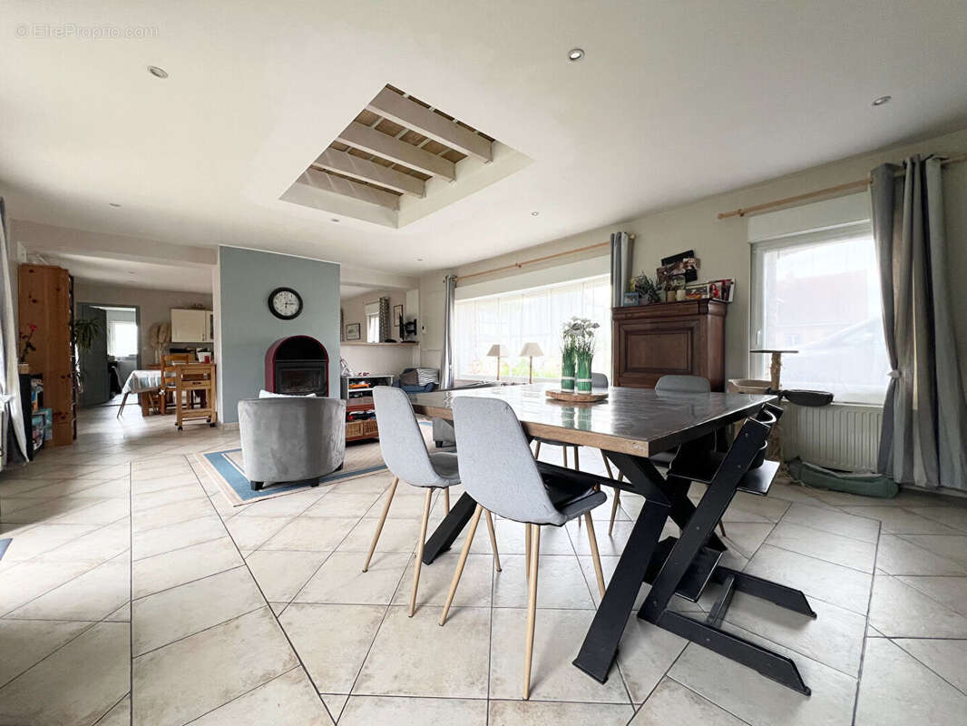 Maison à SAINT-VENANT