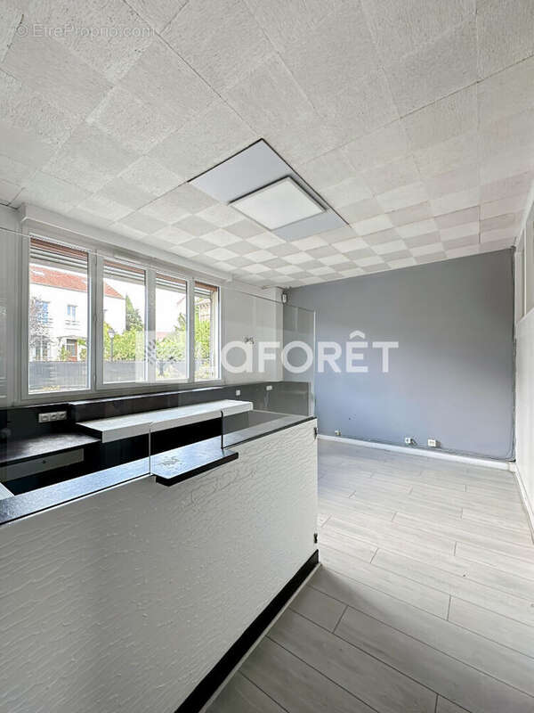 Commerce à MAISONS-ALFORT