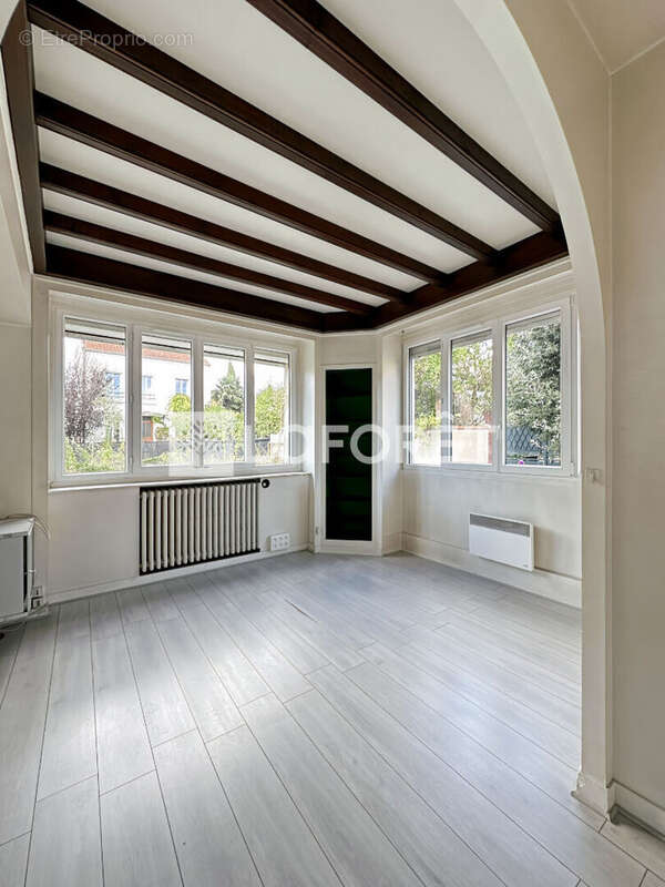 Commerce à MAISONS-ALFORT