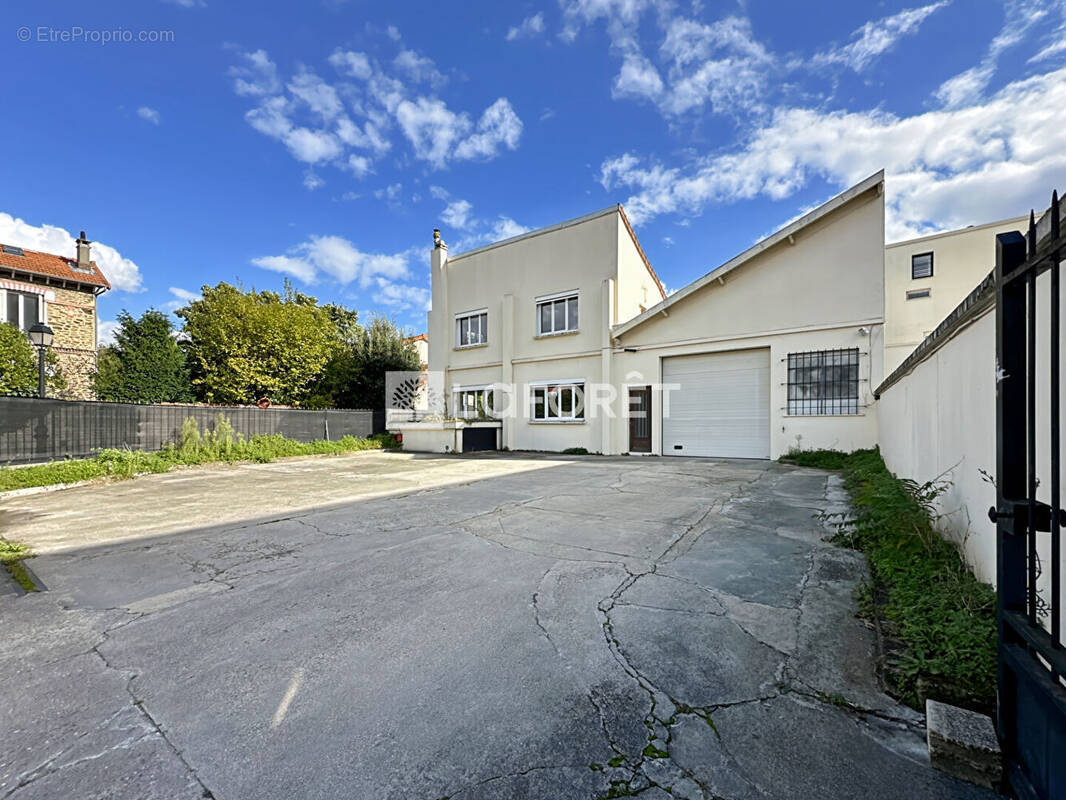 Commerce à MAISONS-ALFORT
