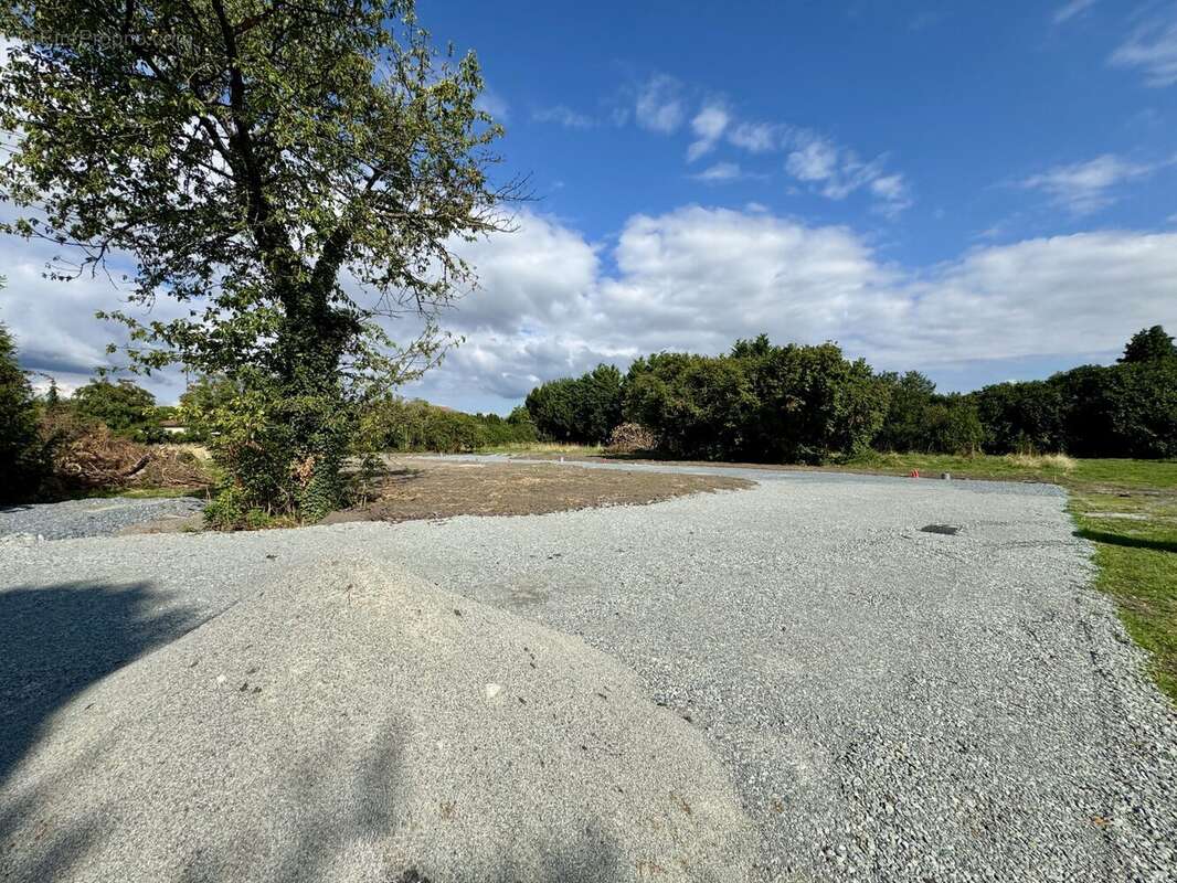 Terrain à MALINTRAT