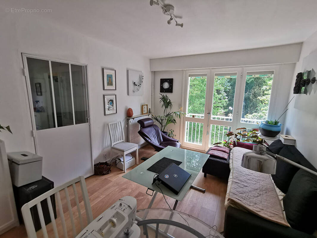 Appartement à EPERNON