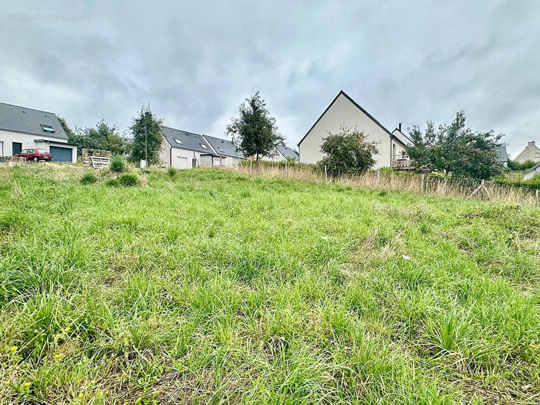 Terrain à QUIMPER