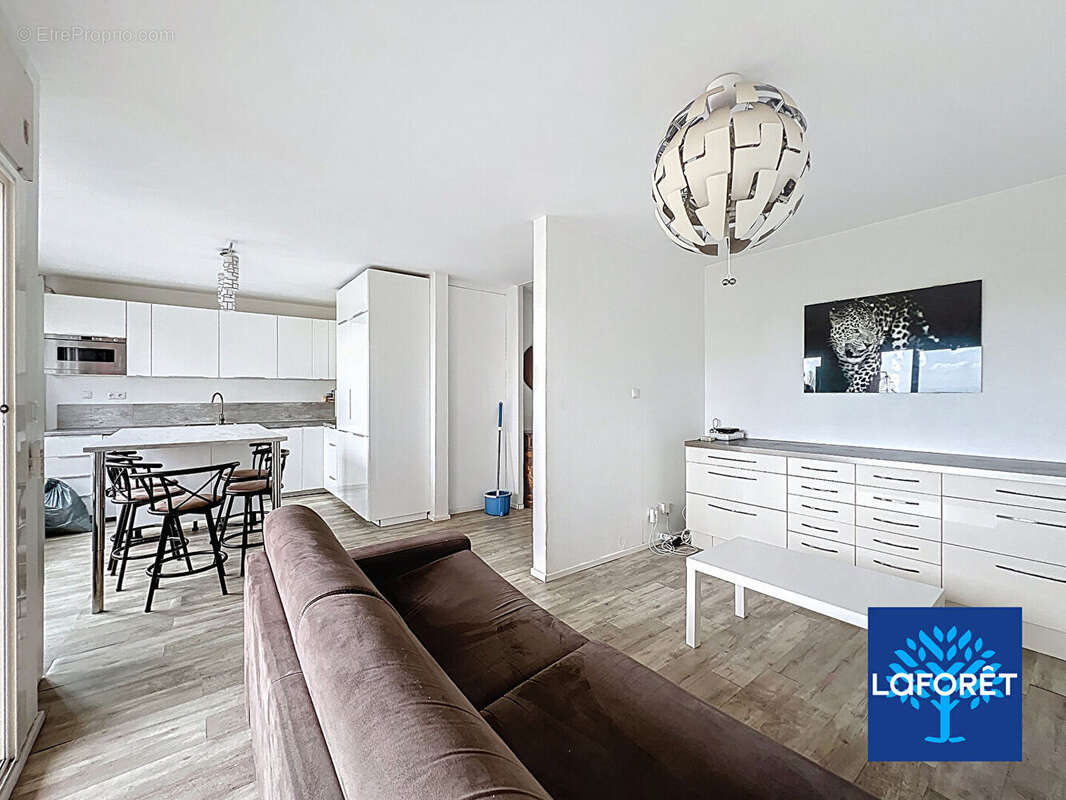 Appartement à OULLINS