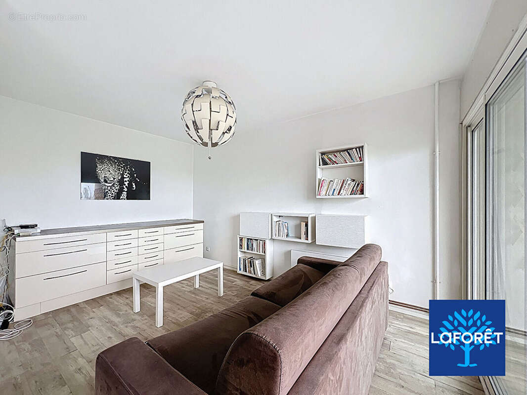 Appartement à OULLINS