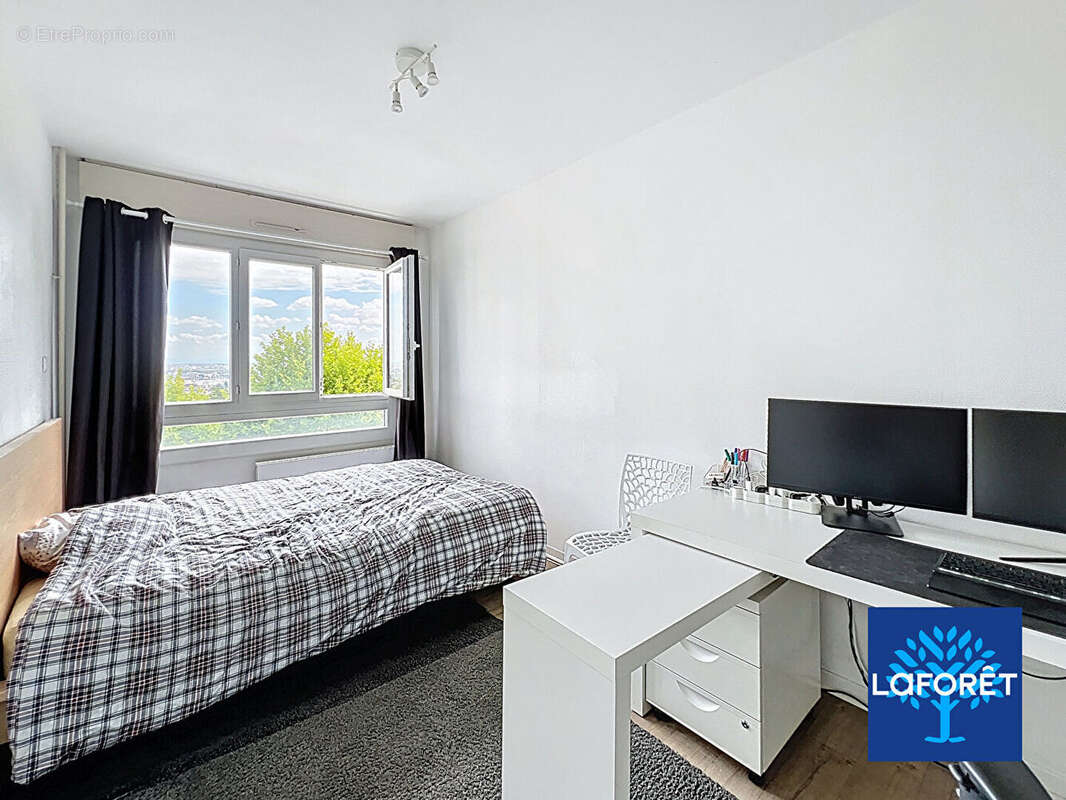 Appartement à OULLINS